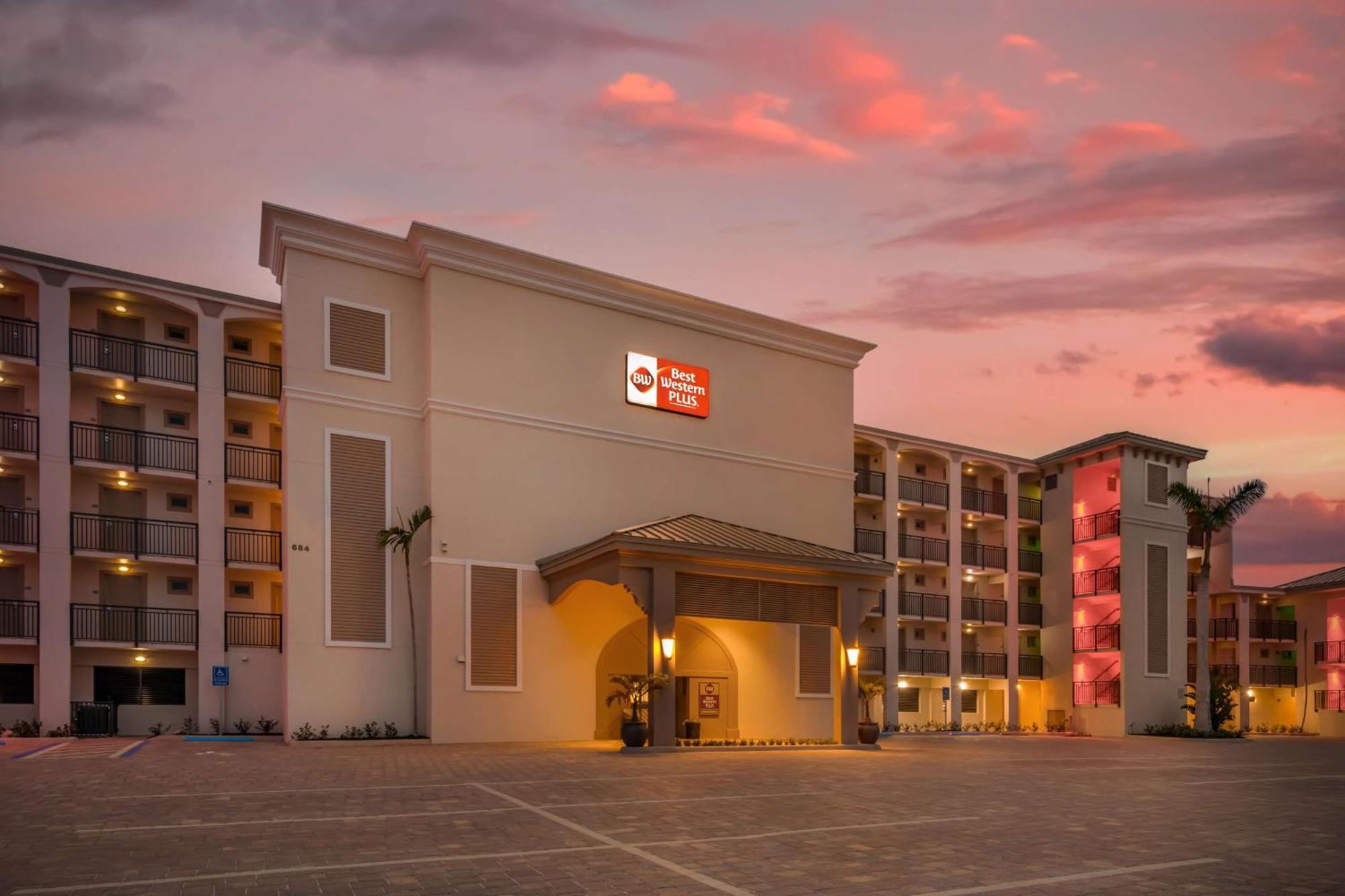 Best Western Plus Beach Resort Fort Myers Beach Eksteriør billede